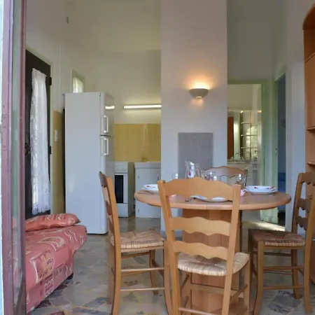 빌라 House - 5 Pers, 50 M2, 3/2 *